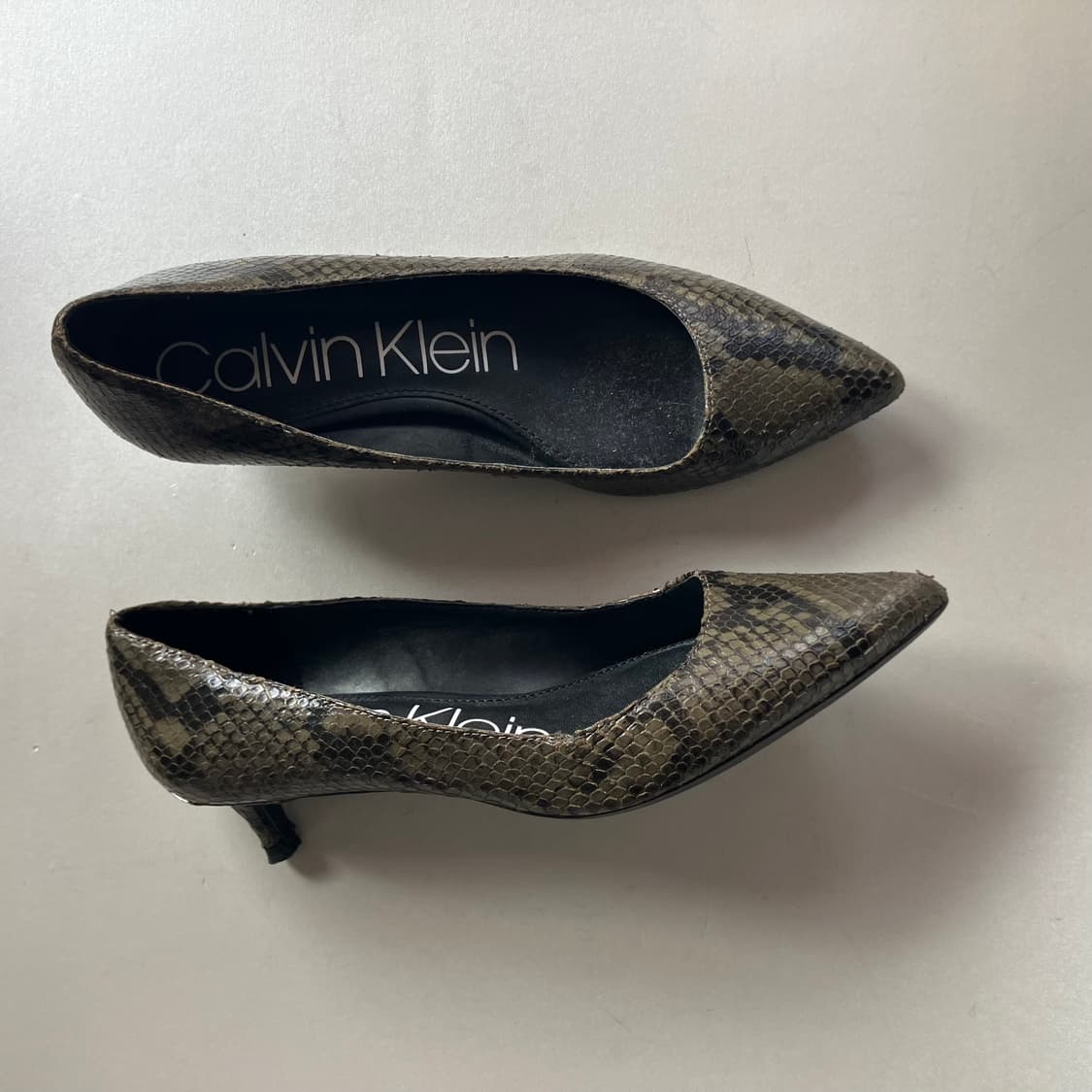 캘빈클라인 뱀피 키튼힐  상품이미지2