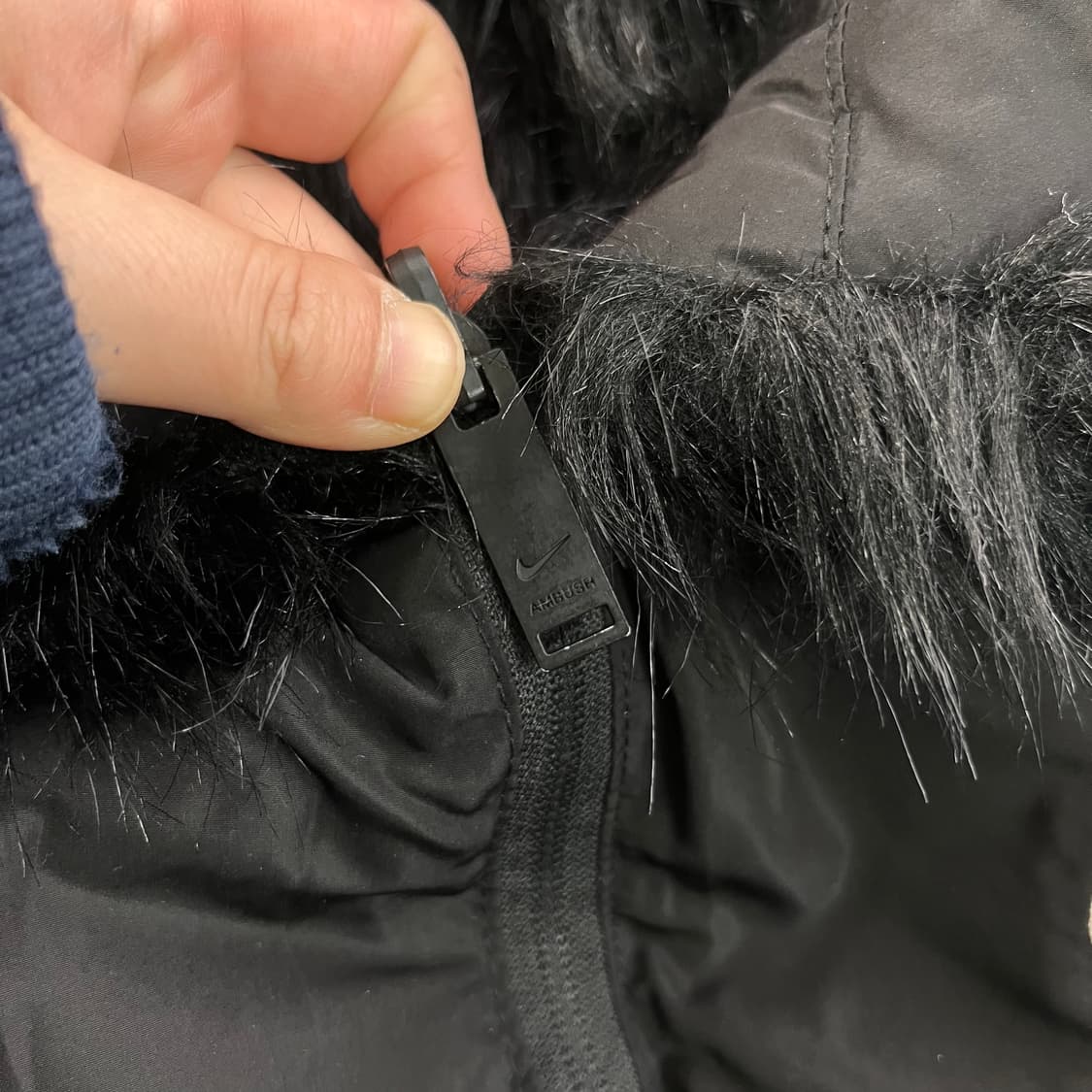 100 나이키 x 앰부쉬 리버시블 포우퍼 코트 블랙 상품이미지6