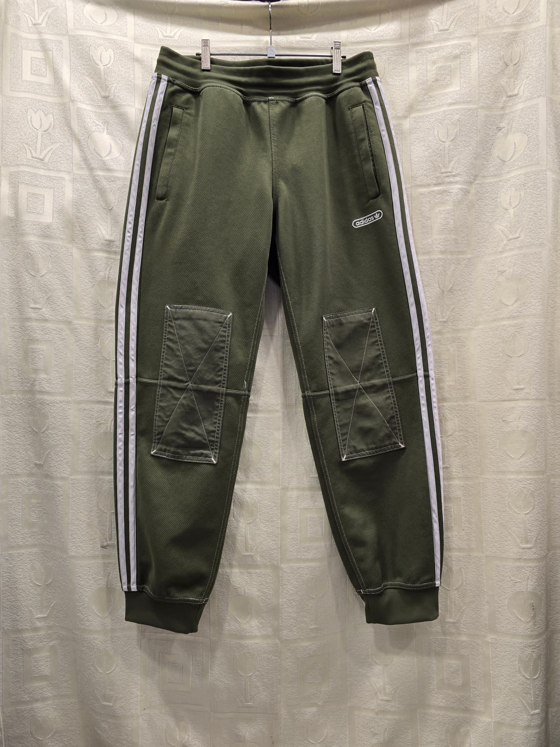 거의새거) 아디다스 워크웨어 트랙 팬츠 올리브 L(29~30) 상품이미지1