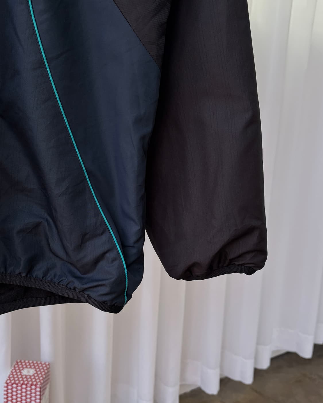 [XL]아디다스 JPN 올드스쿨 검골 기모 웜업 바람막이 상품이미지5