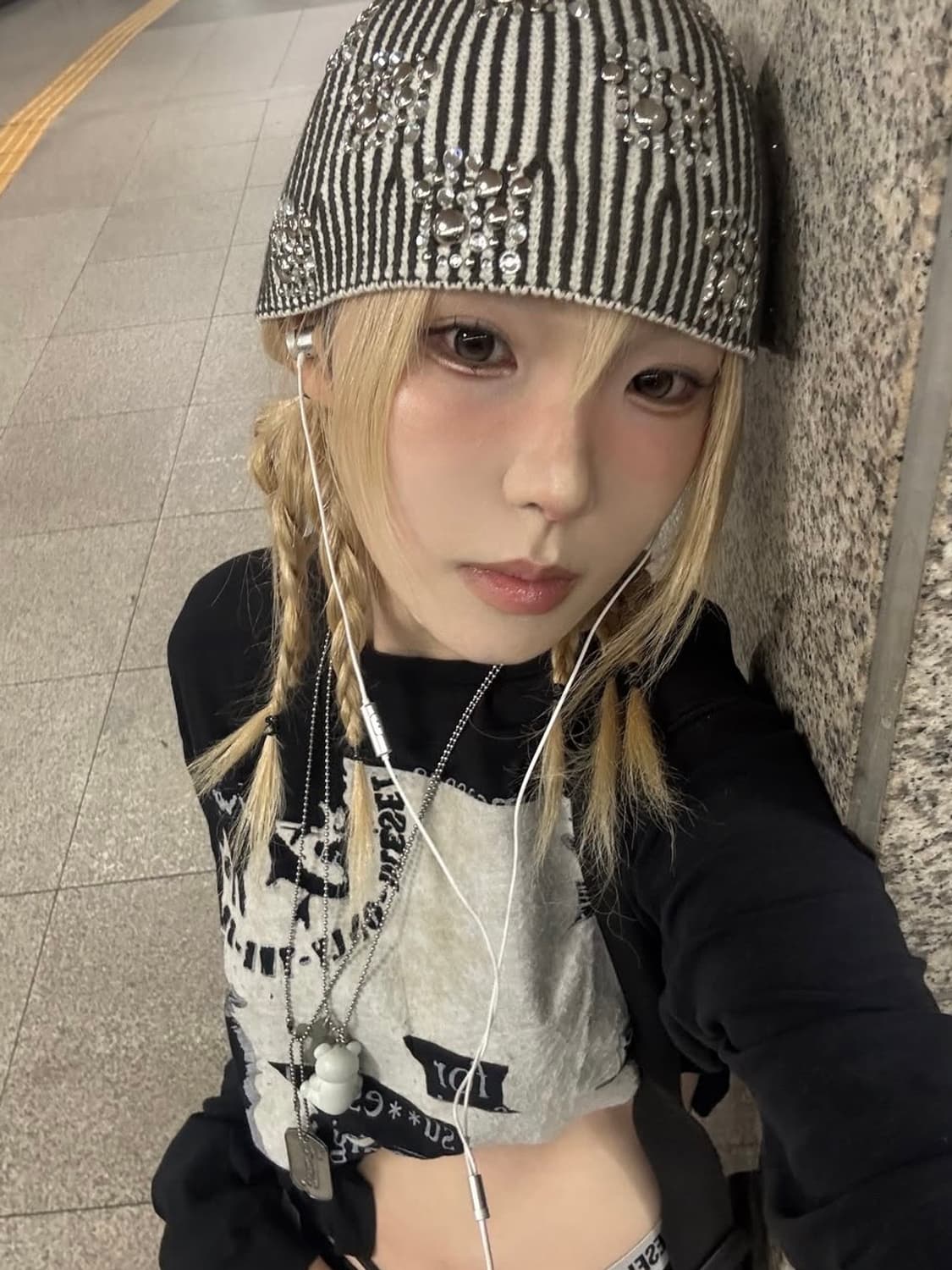 디젤 블랙 롱슬리브 상품이미지4