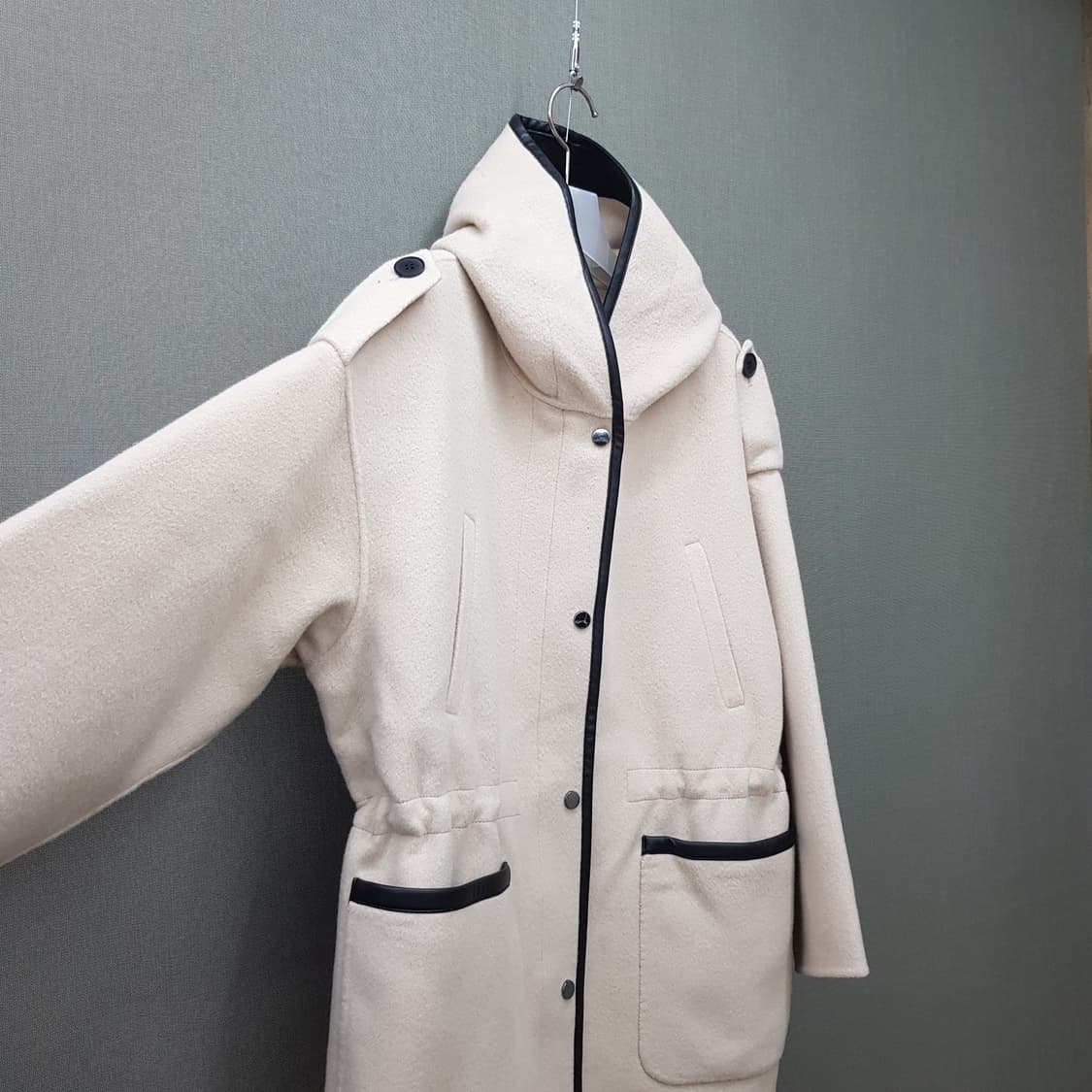 마쥬 MAJE 에크루 후드 배색 울 코트 0사이즈 상품이미지4
