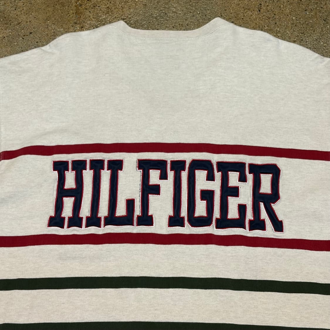 90s 미국 빈티지 타미힐피거 올드스쿨 빅로고 브이넥 롱슬리브 상품이미지9
