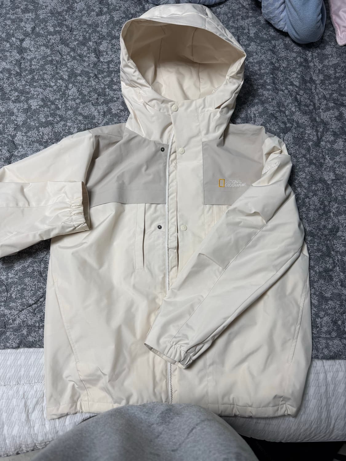 내셔널지오그래픽 오거스틴 바람막이 L 상품이미지1