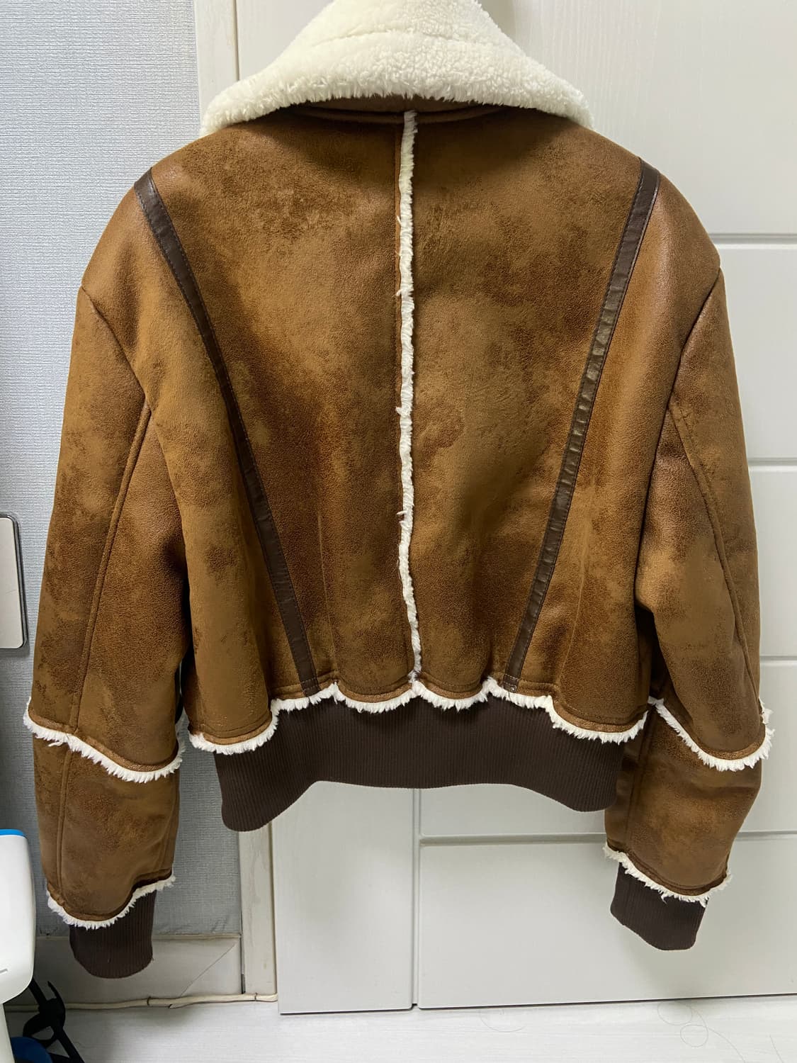 페일제이드 크랙 스웨이드 시어링 자켓 무스탕 브라운 상품이미지9