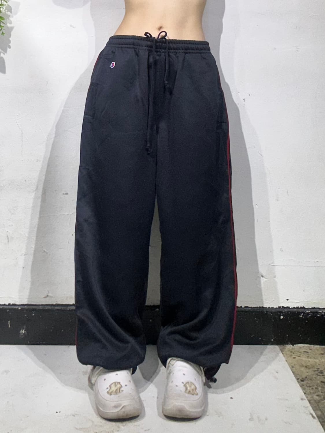 챔피온 블랙 데드스탁 레드 사이드 라인 트레이닝 팬츠 추리닝 바지 L 상품이미지2