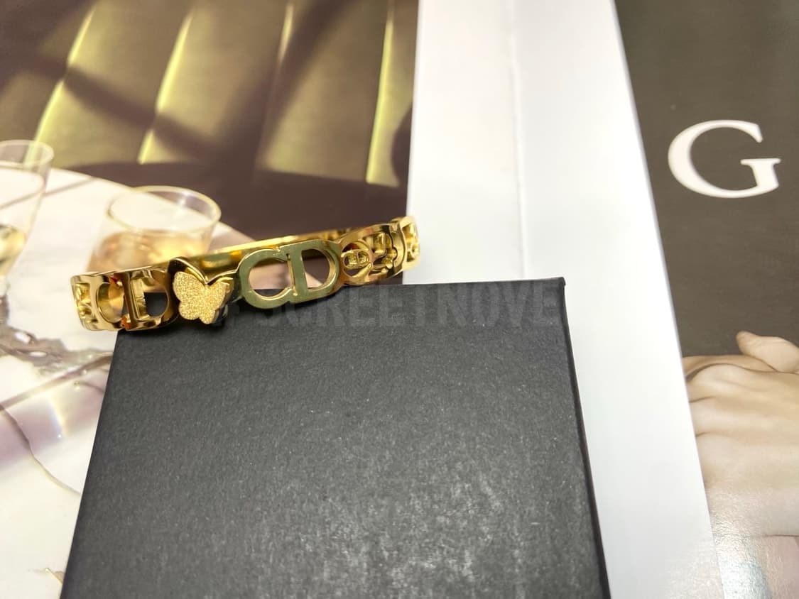 크리스찬디올 버터플라이 CD 브레이슬릿 상품이미지8