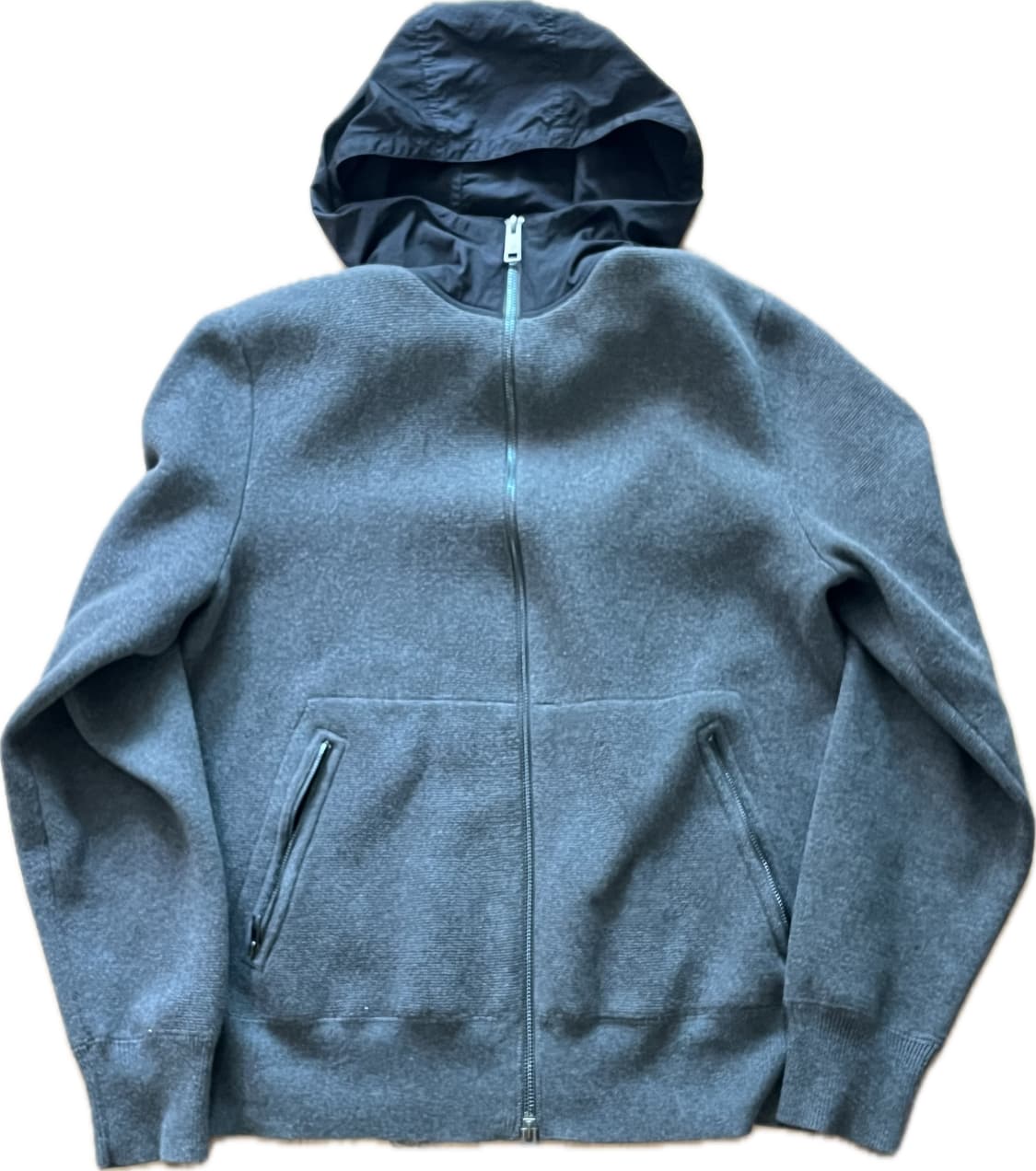 아르마니 나일론 후드 니트집업 (착샷) 상품이미지1