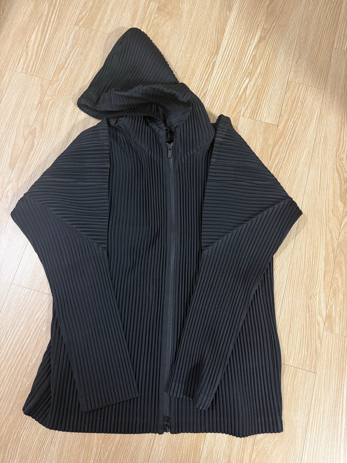 이세이미야케 옴므플리세 후드집업 판매 상품이미지1