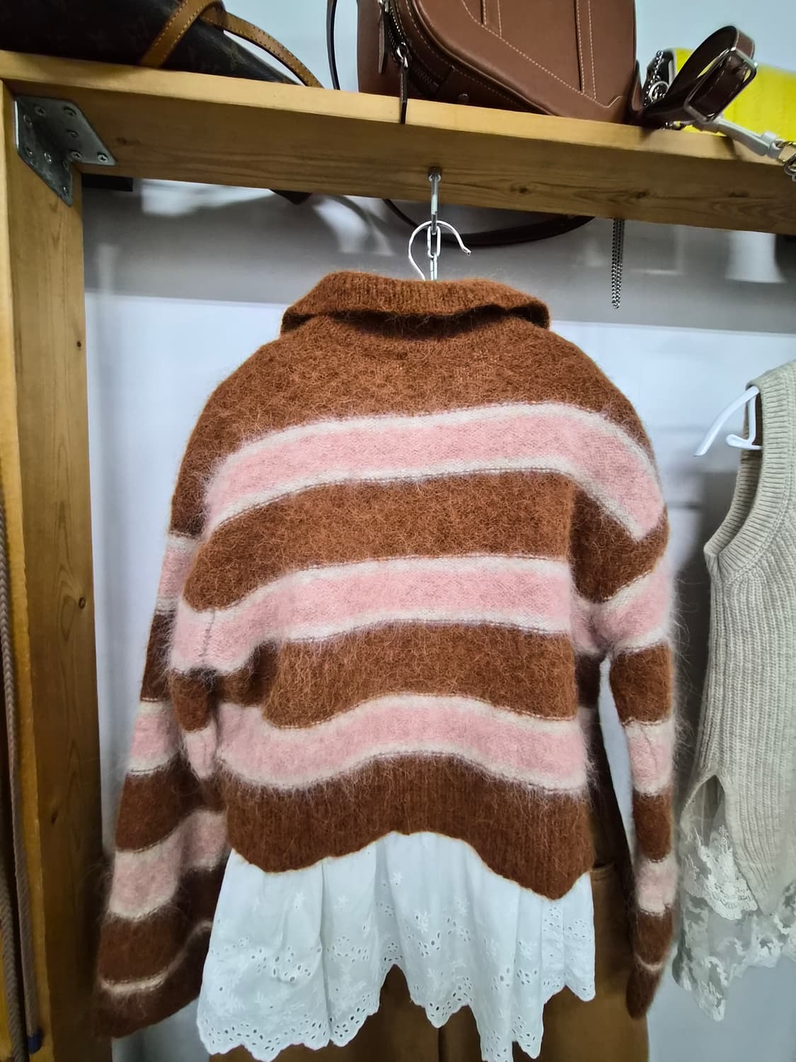 에이글 양털 뽀글이퍼 베스트.베이비알파카 보송니트. 상품이미지10