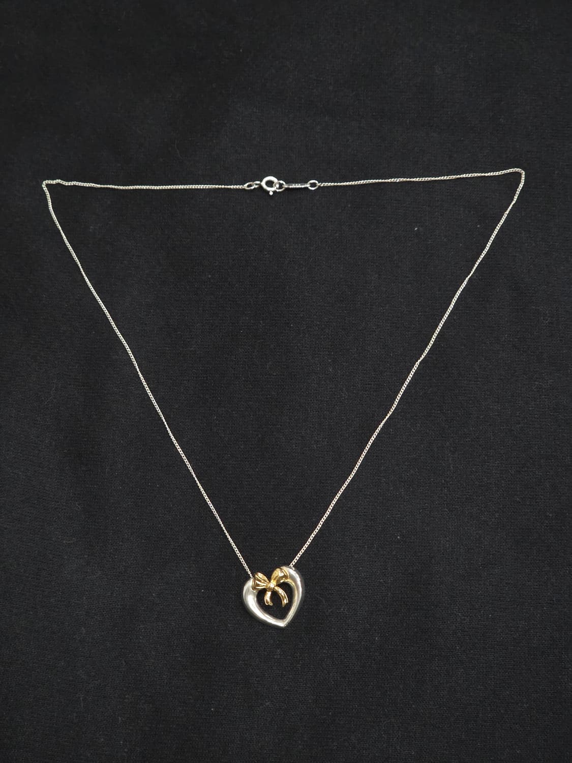 티파니앤코 골드실버 콤비 하트 리본 목걸이 상품이미지3