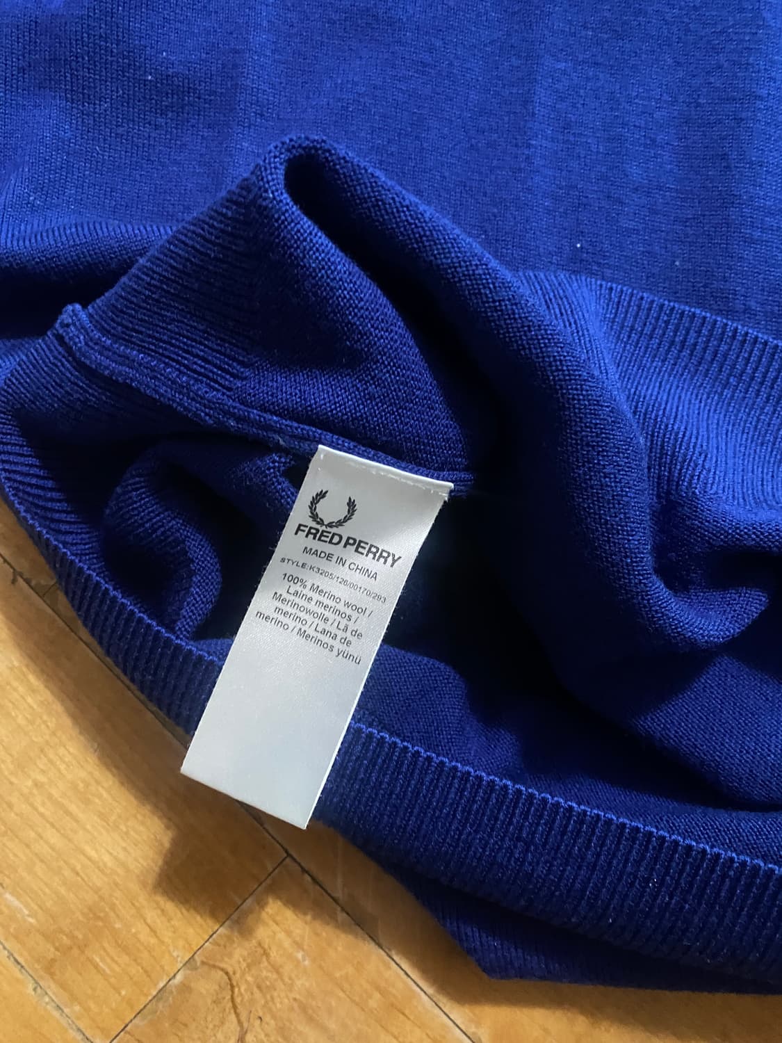 프레드페리 V넥 메리노 울 100% 니트 S (100) 상품이미지3