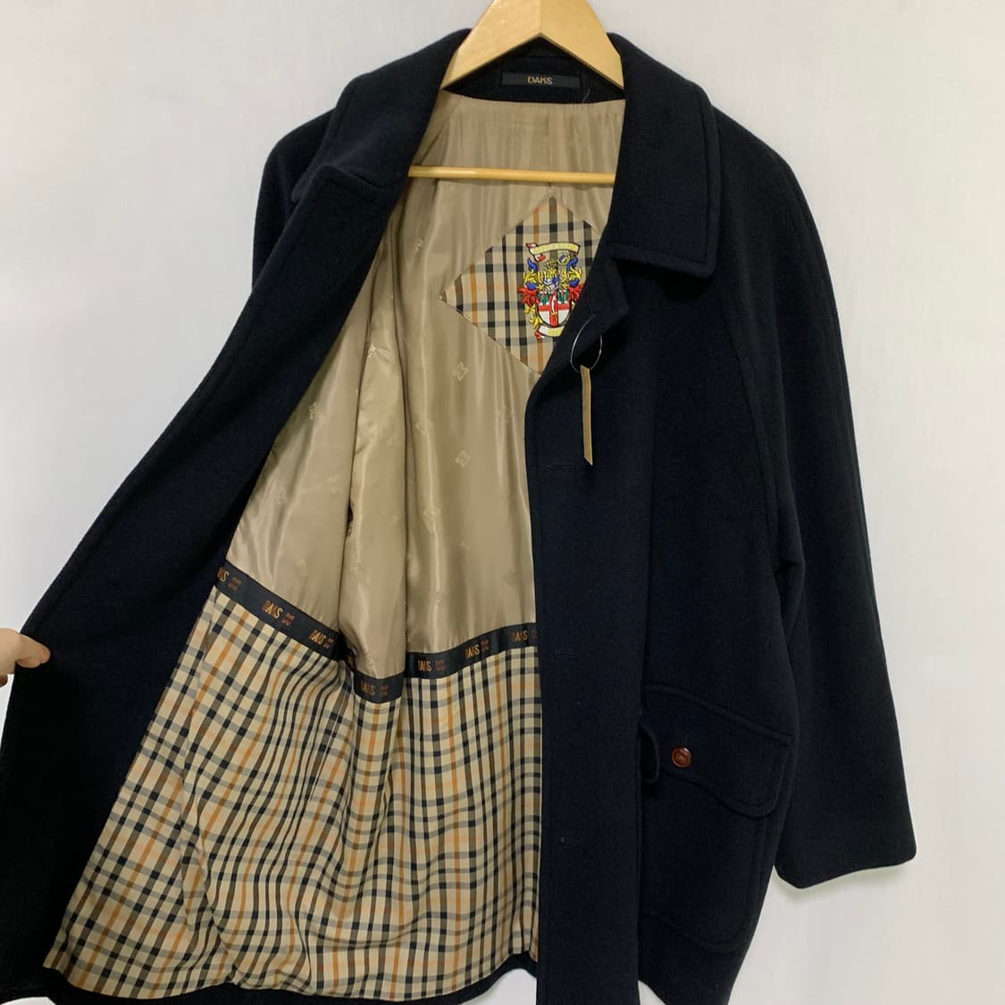 DAKS 블랙 버튼 울 코트 빈티지 남녀공용  상품이미지5