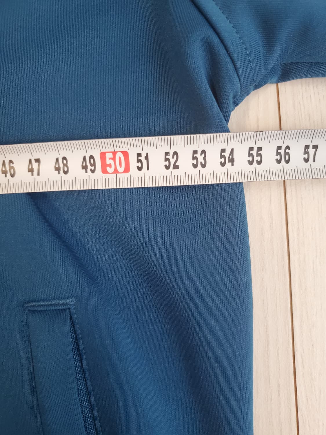 아디다스 마샬아츠 트레이닝복 세트 사이즈105(xl)

사진상 바지 로고 상품이미지3