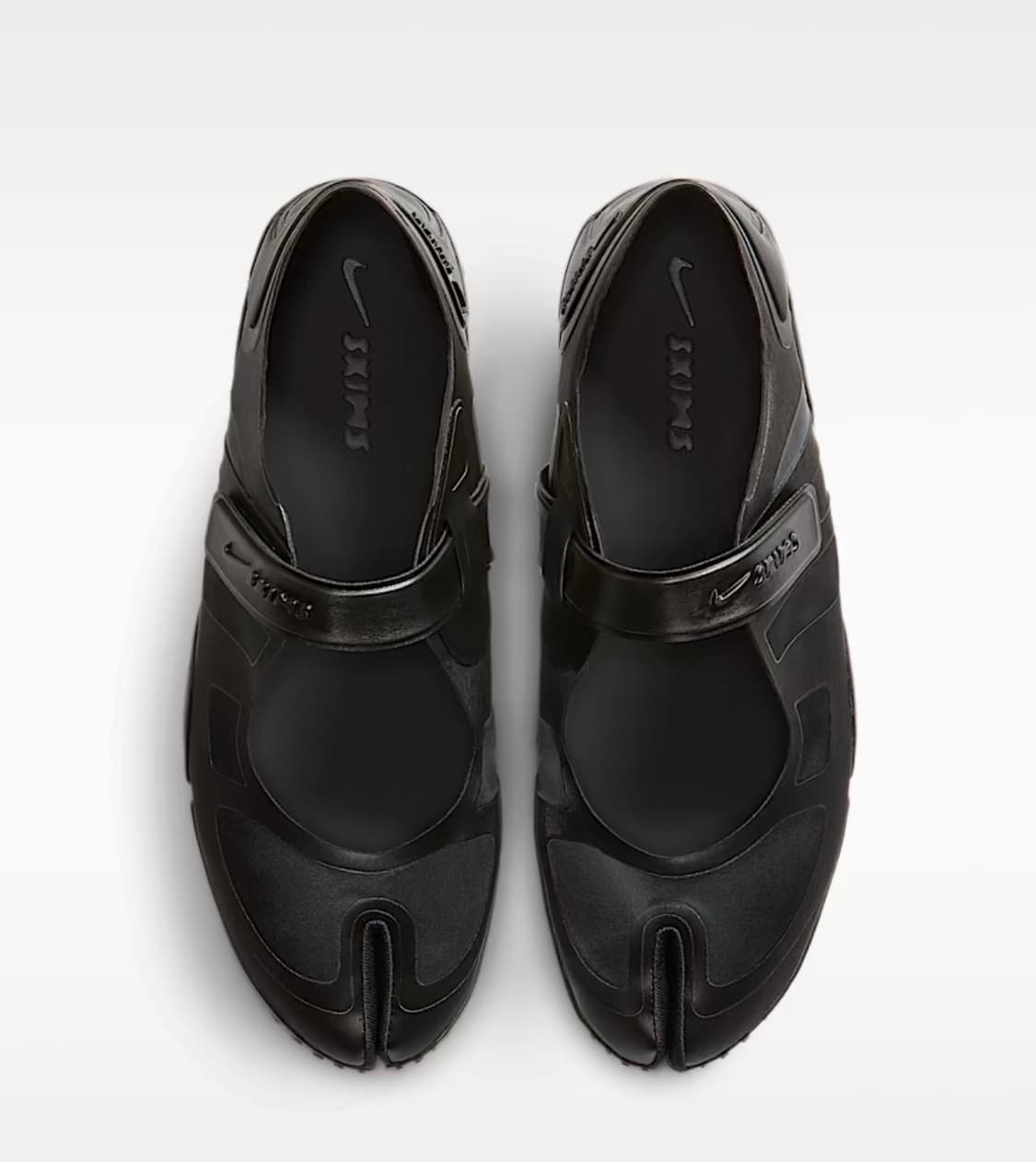 [240/새제품] 나이키 스킴스 리프트 새틴 블랙 상품이미지4