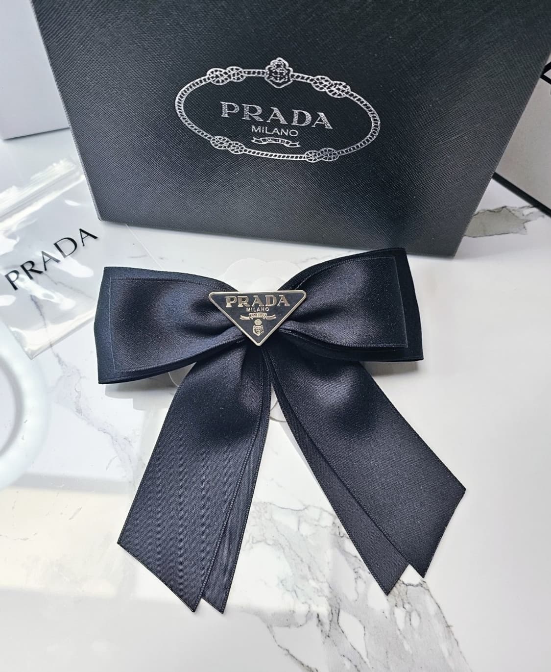 빈티지 프라다 리본 헤어슈슈  상품이미지1