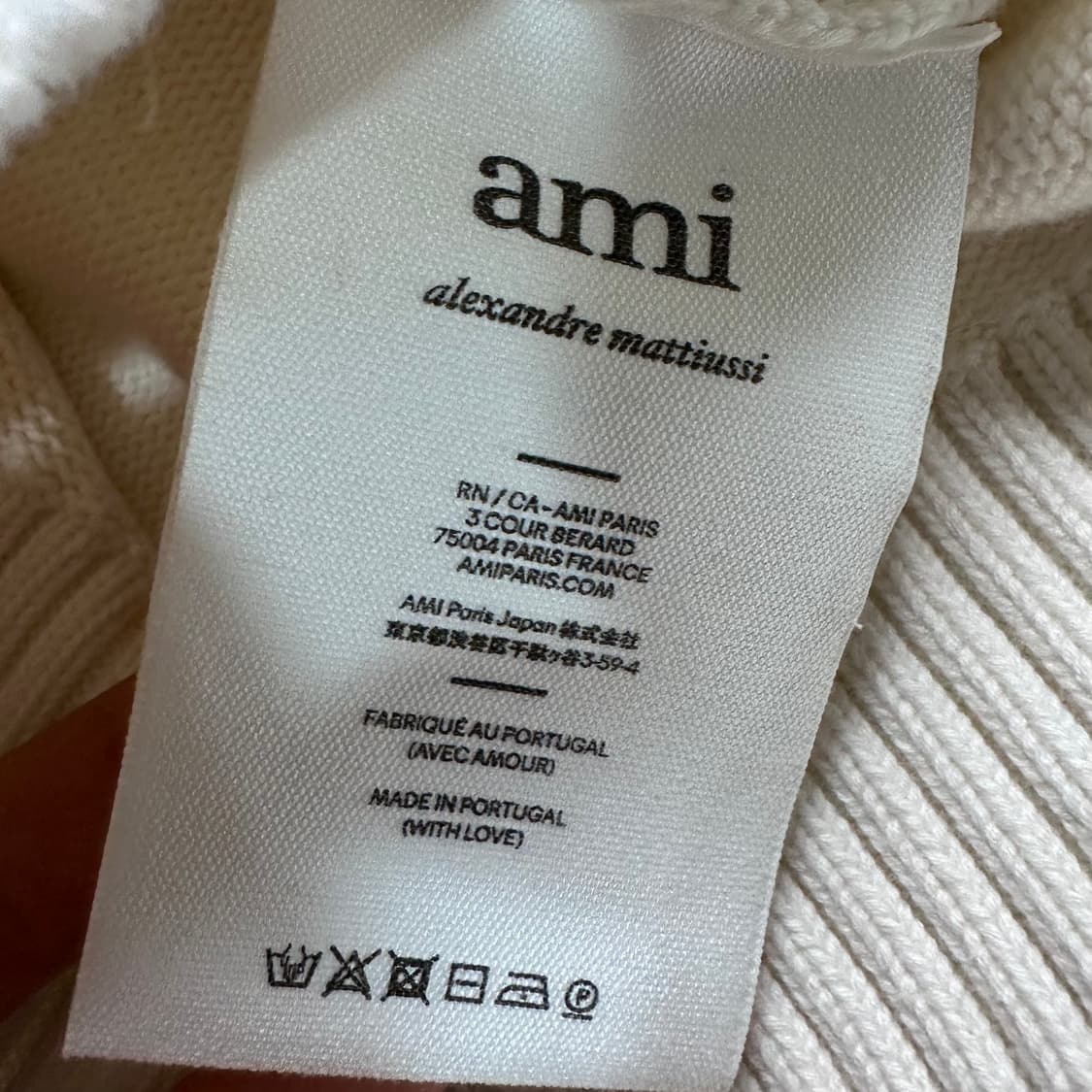 아미 스몰하트 크루넥 화이트 니트 상품이미지8