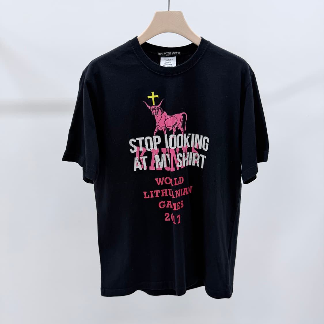 [S급/M] 베트멍 stop looking 그래픽 반팔 티셔츠 블랙 상품이미지1