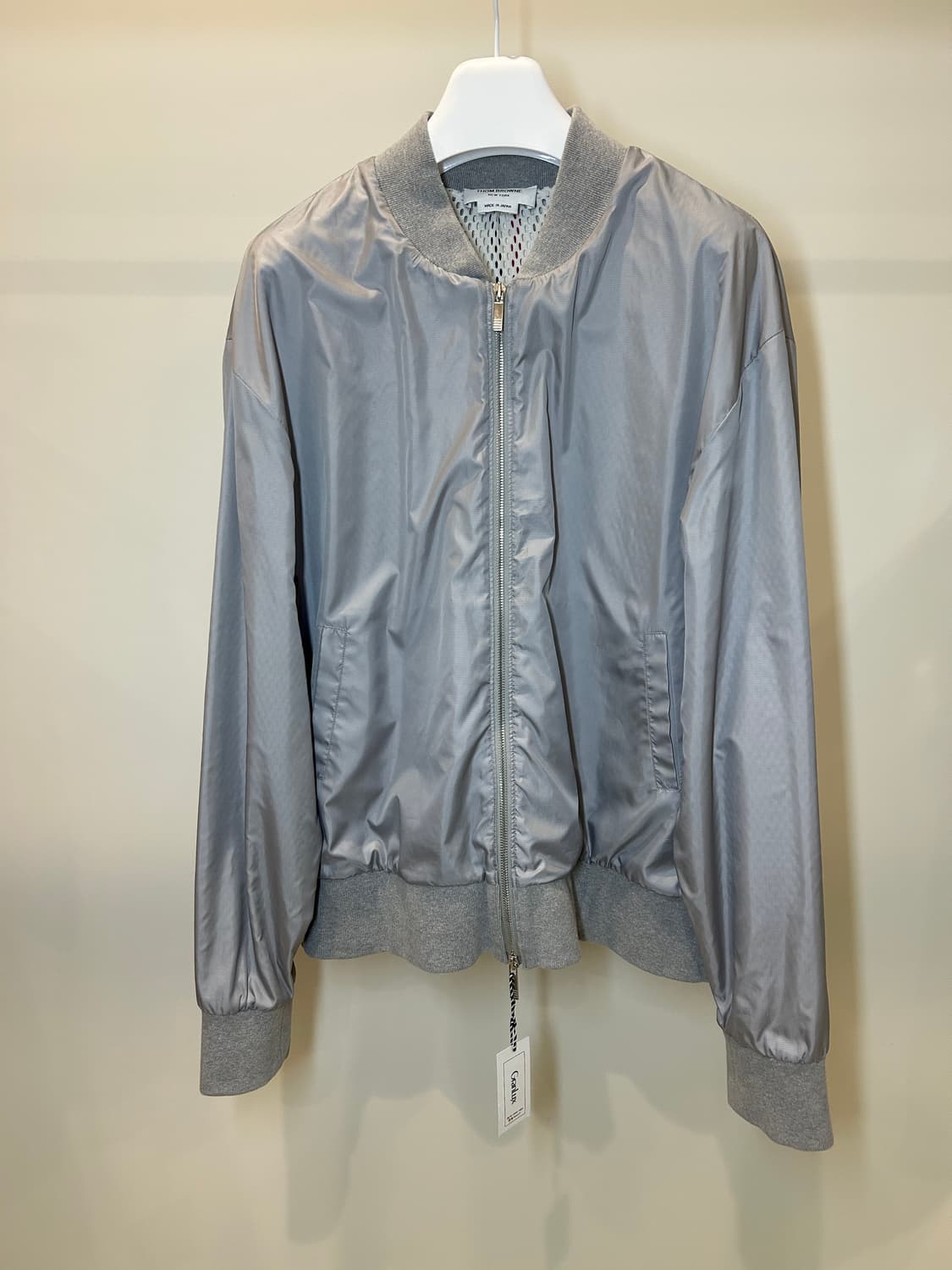 [정품/중고] 톰브라운 바람막이 상품이미지1