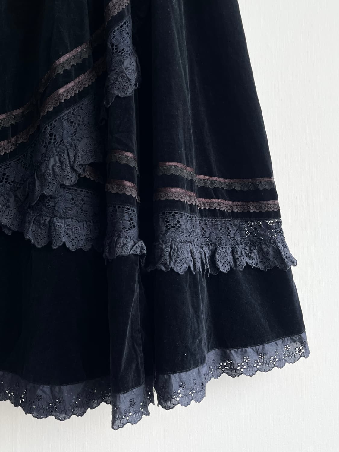 벨벳 언발 레이스 스커트 상품이미지5