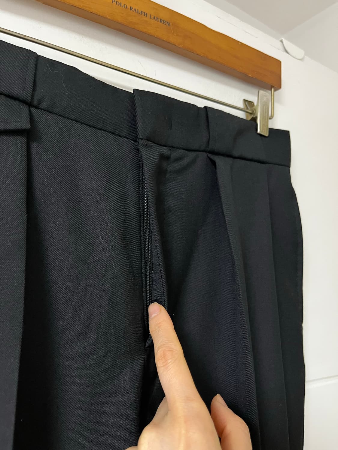 인사일런스 핀턱 팬츠 상품이미지7