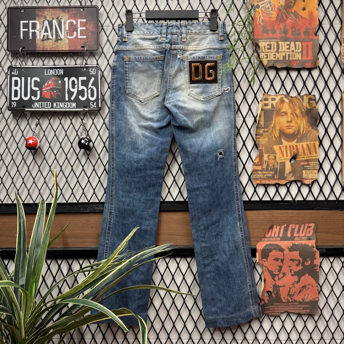 00s 돌체앤가바나 디스트레스드 데님 팬치 후면 로고 포인트 연청 상품이미지2