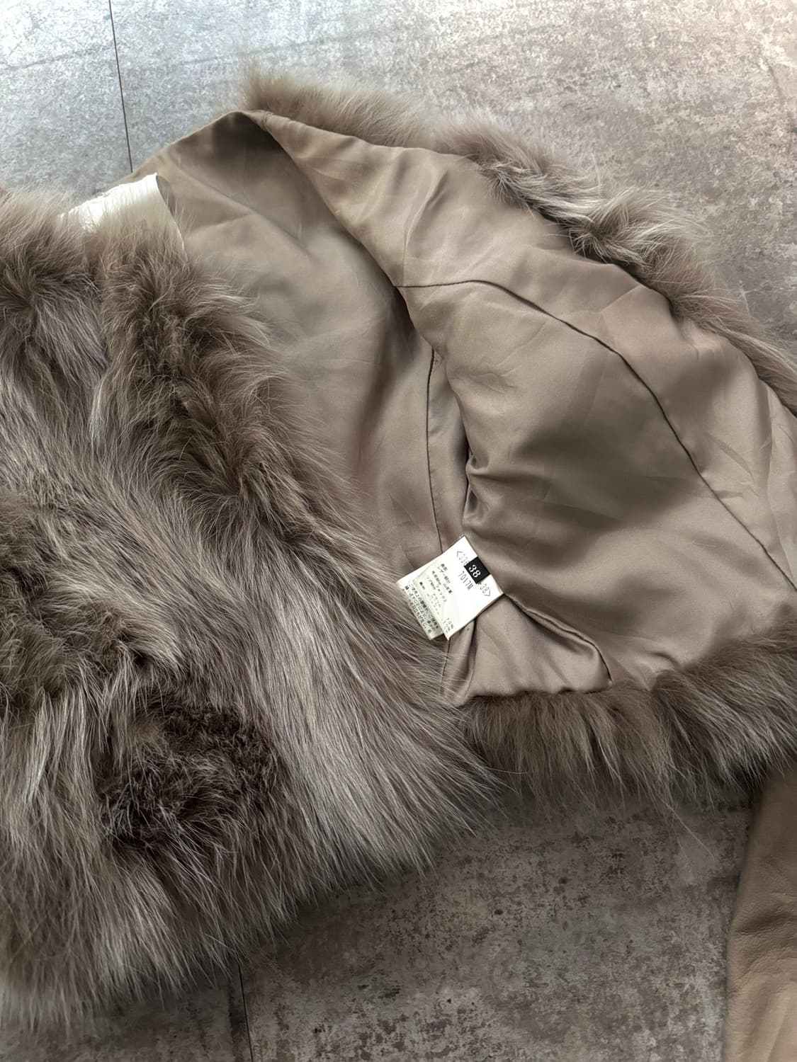 리얼 레더 폭스 퍼 크롭 자켓 상품이미지3