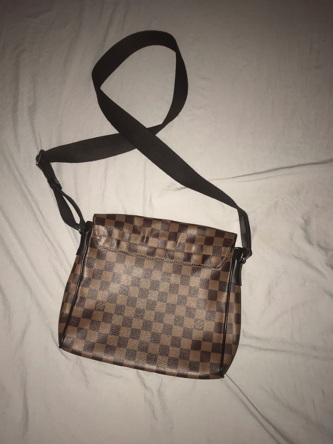 루이비통 크로스백 상품이미지2