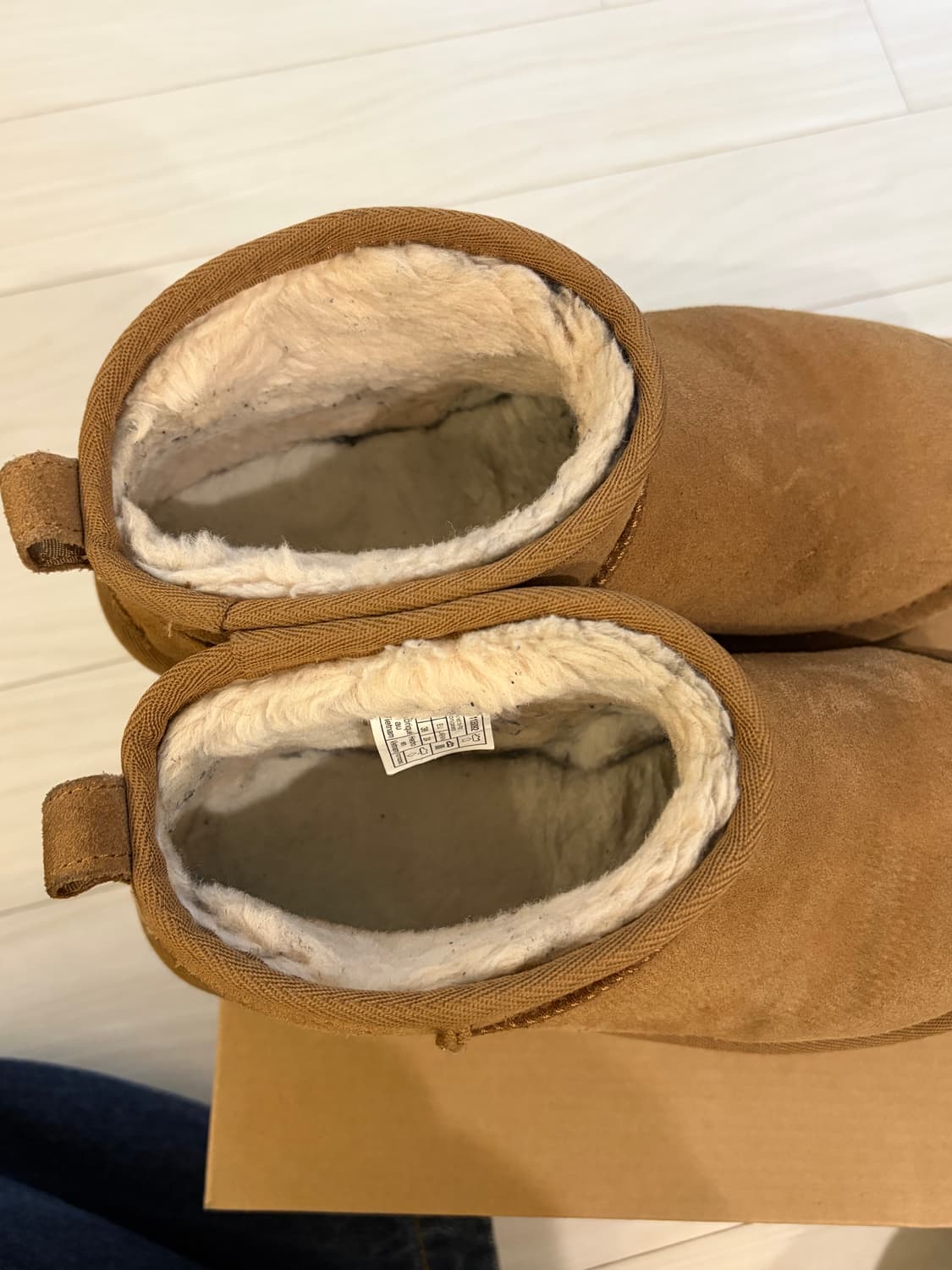 미국 UGG 어그 우먼 클래식 울트라미니 플랫폼 어그 부츠 체스트넛 상품이미지7