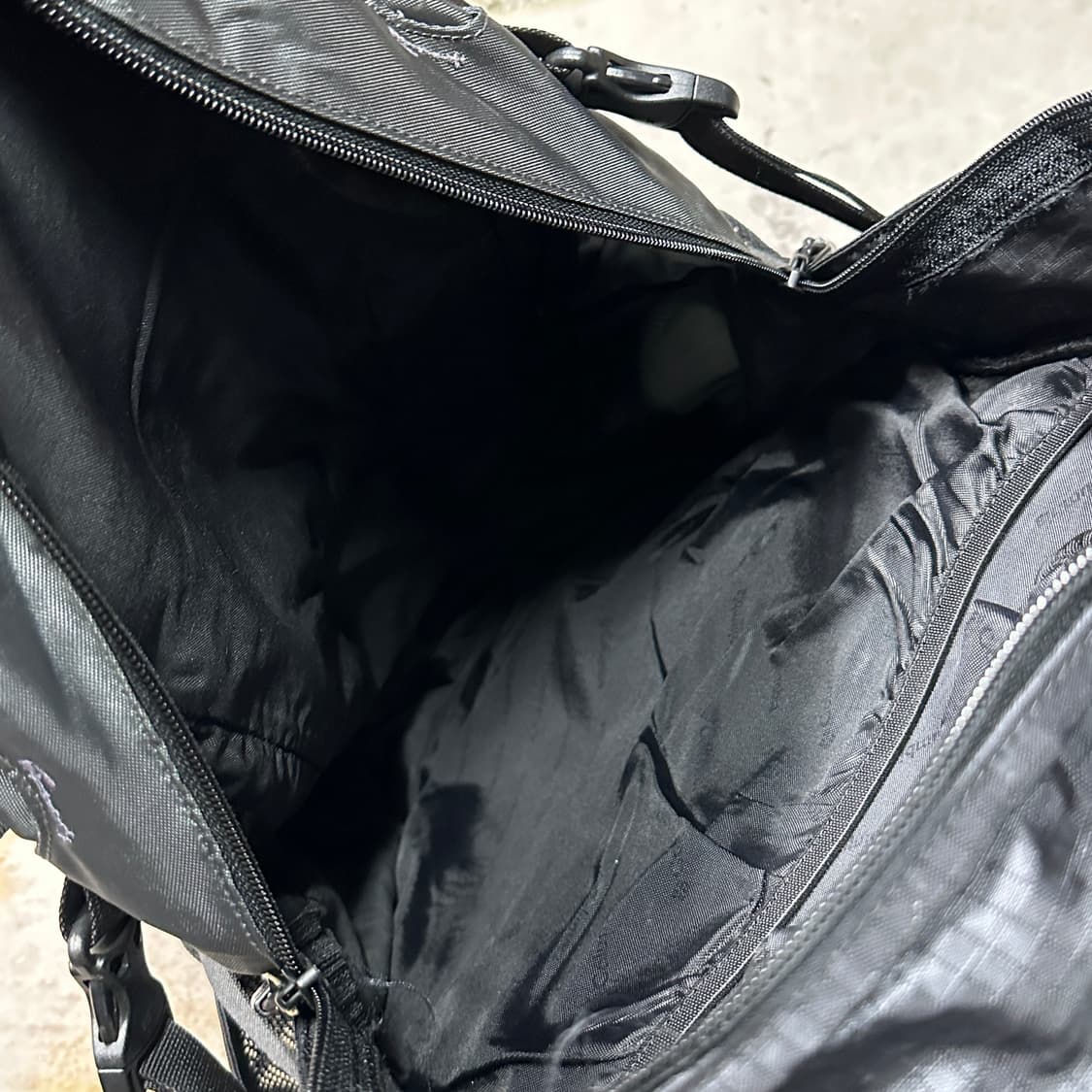 콜롬비아 등산백팩 블랙 30L 상품이미지6