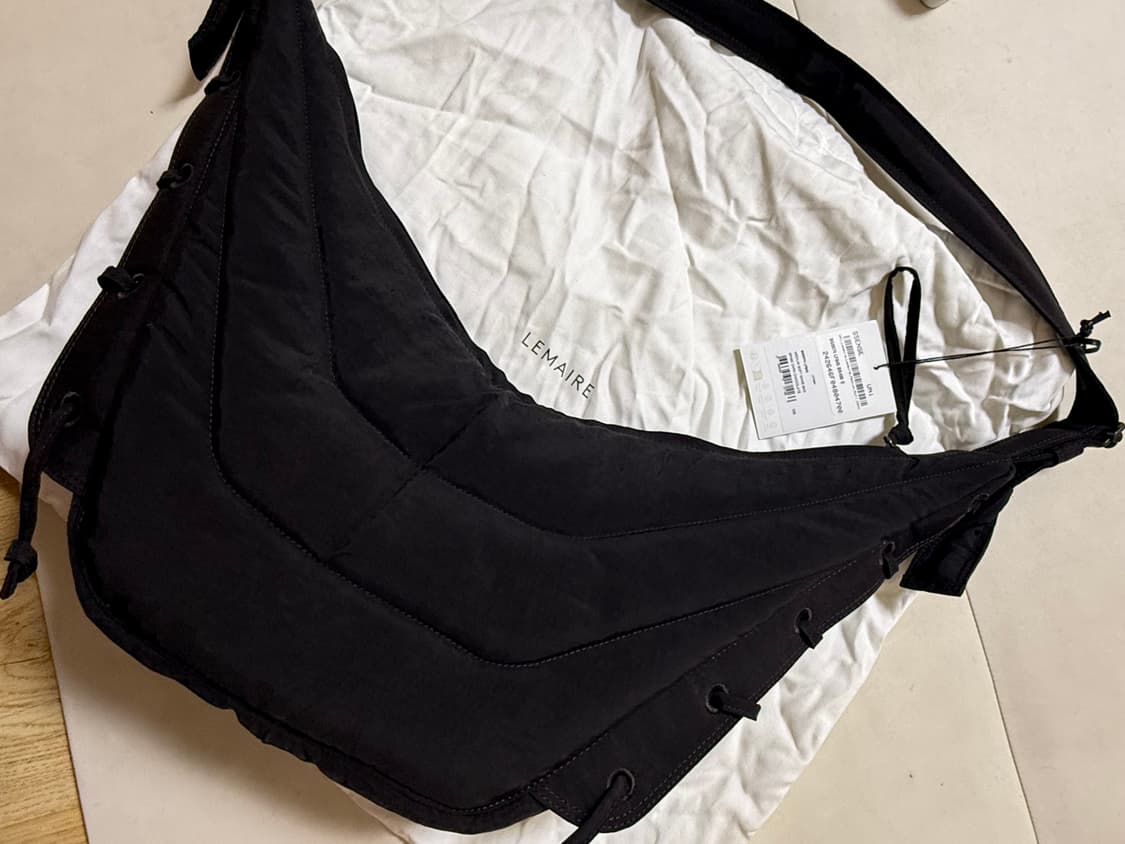 르메르 미디움 소프트 게임백 나일론 캔버스 다크 초콜릿 상품이미지1