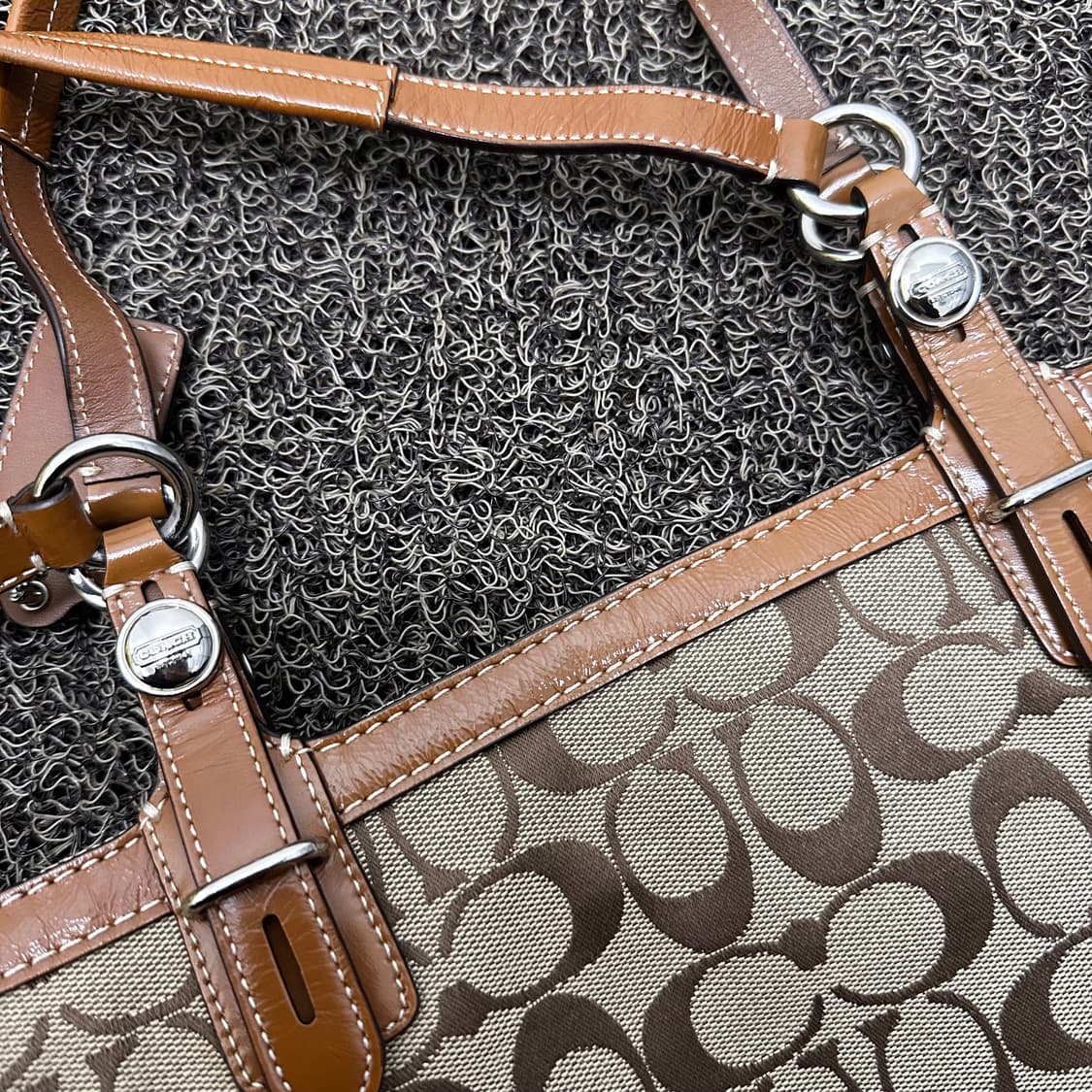 COACH 코치 시그니처 여성 숄더백 브라운 상품이미지6