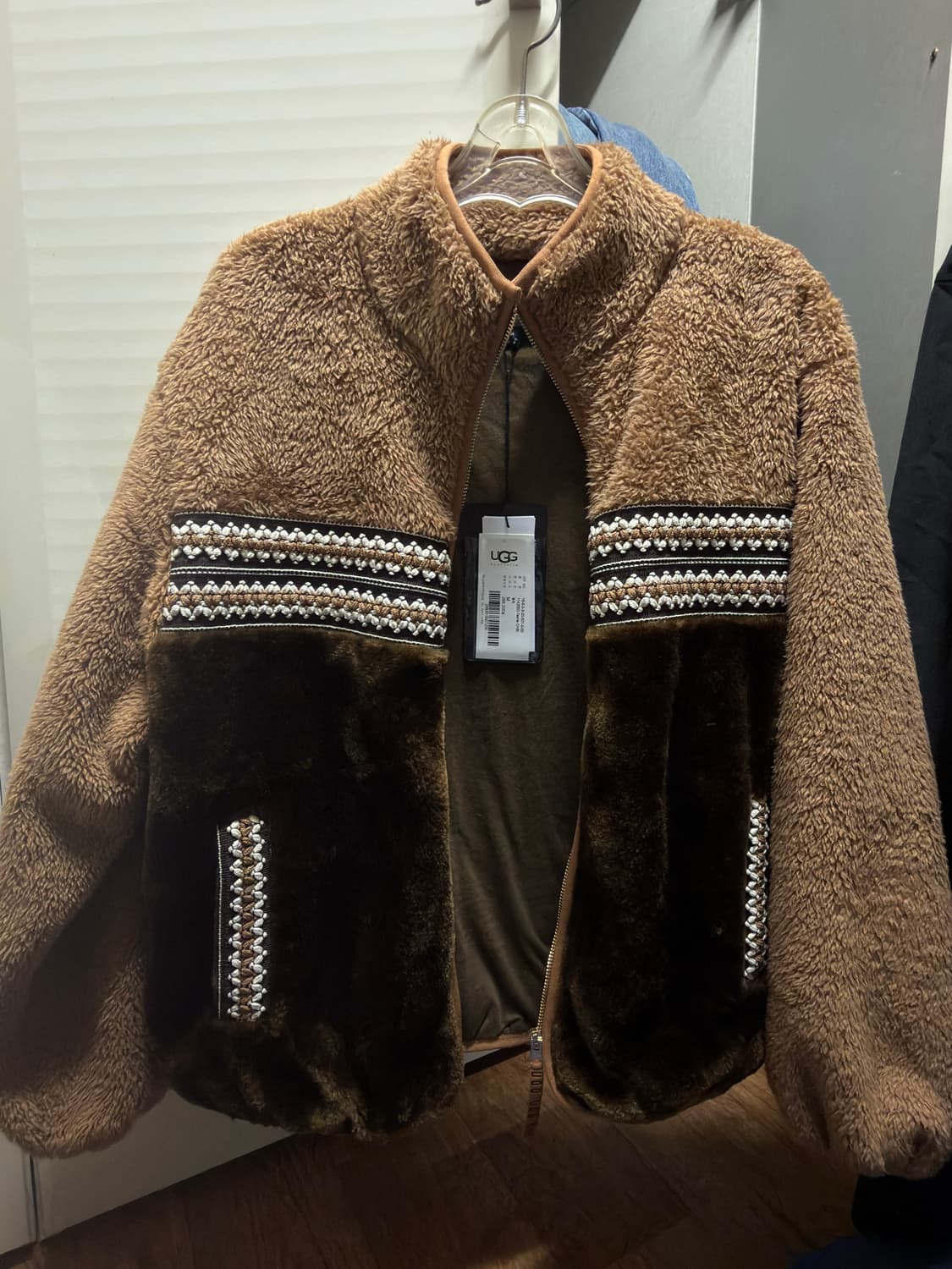 어그 후리스 상품이미지1