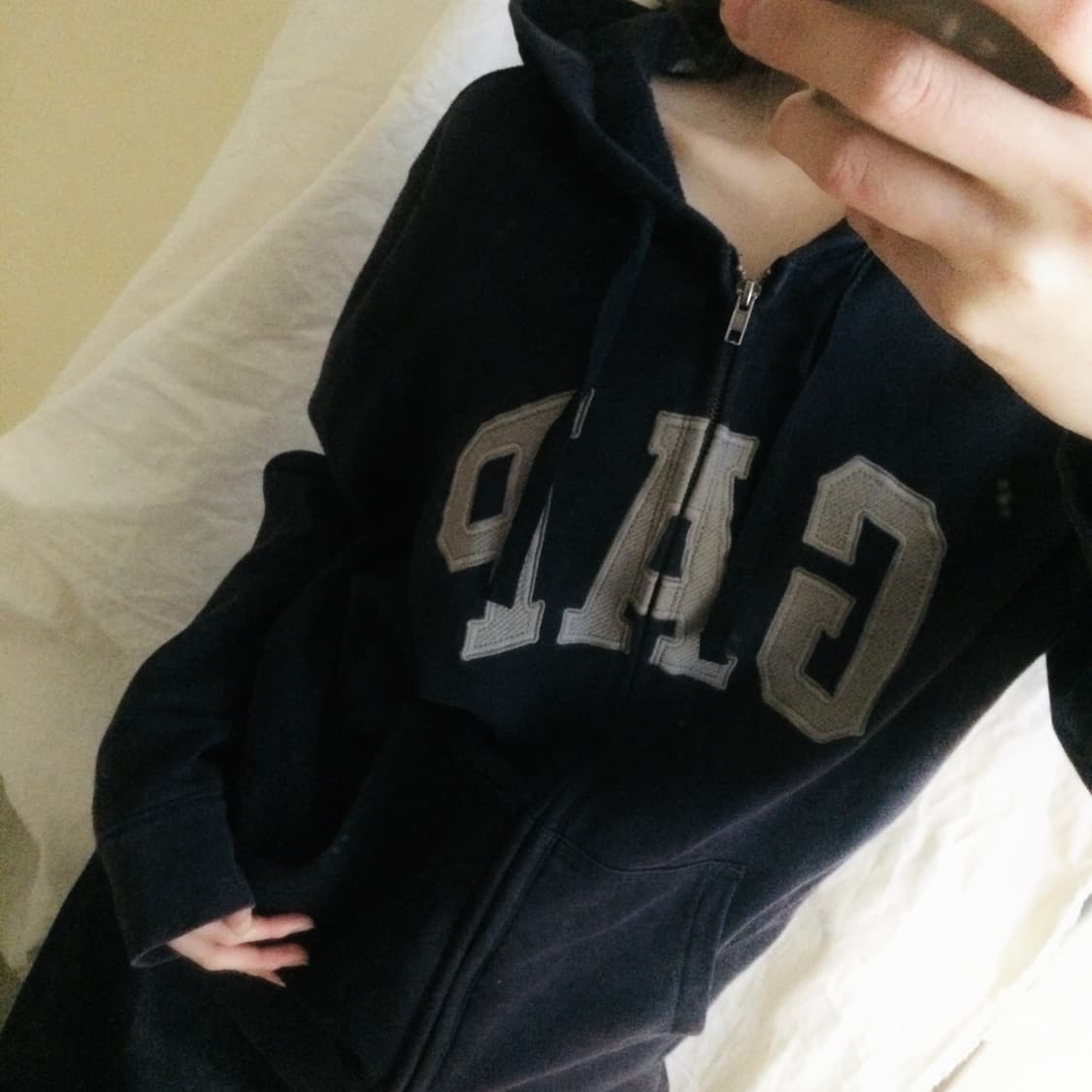 Gap charcoal hood zip-up 상품이미지2