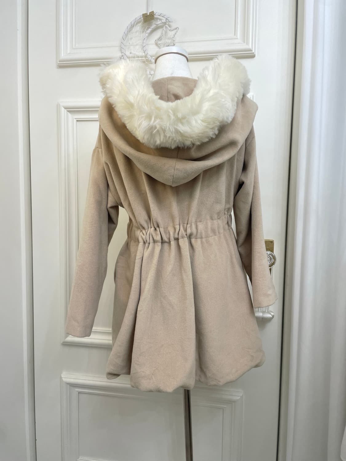 beige fur point waist bow lovely coat 상품이미지2