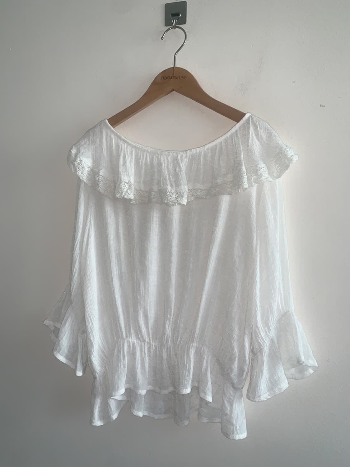Leah lace ruffle blouse 상품이미지2