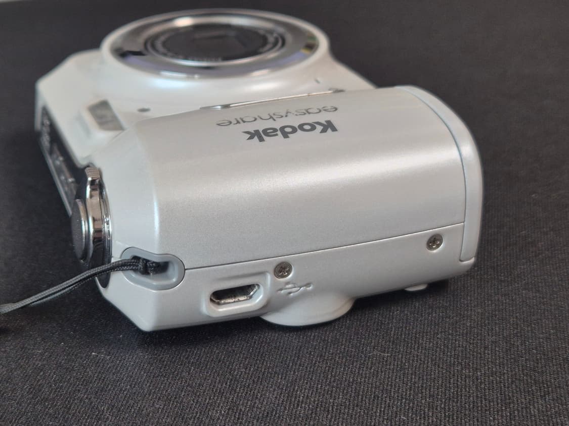 코닥 이지쉐어 c1530 빈티지카메라 판매합니다 상품이미지5