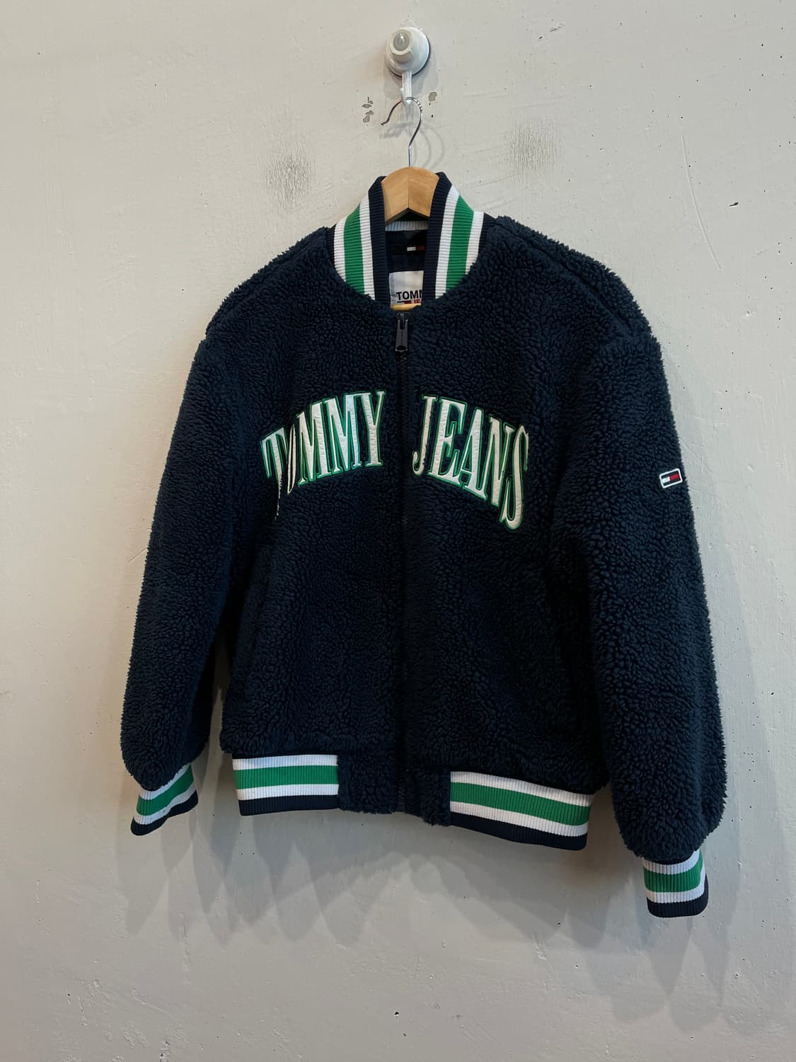 타미힐피거 컬리진 플리스 스타디움 자켓 상품이미지1