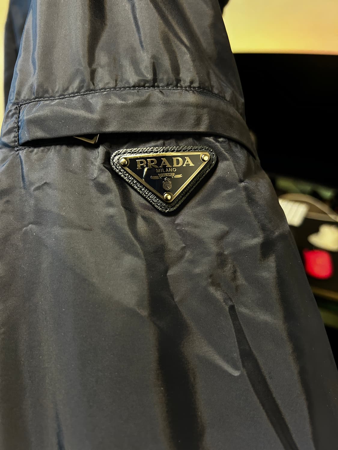 프라다 삼각로고 나일론 자켓 상품이미지4