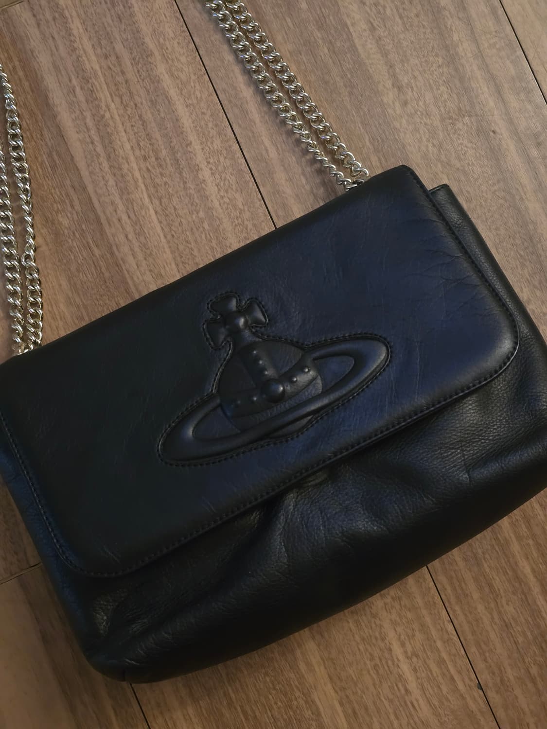 Vivienne Westwood 빅로고 레더 숄더백 상품이미지2