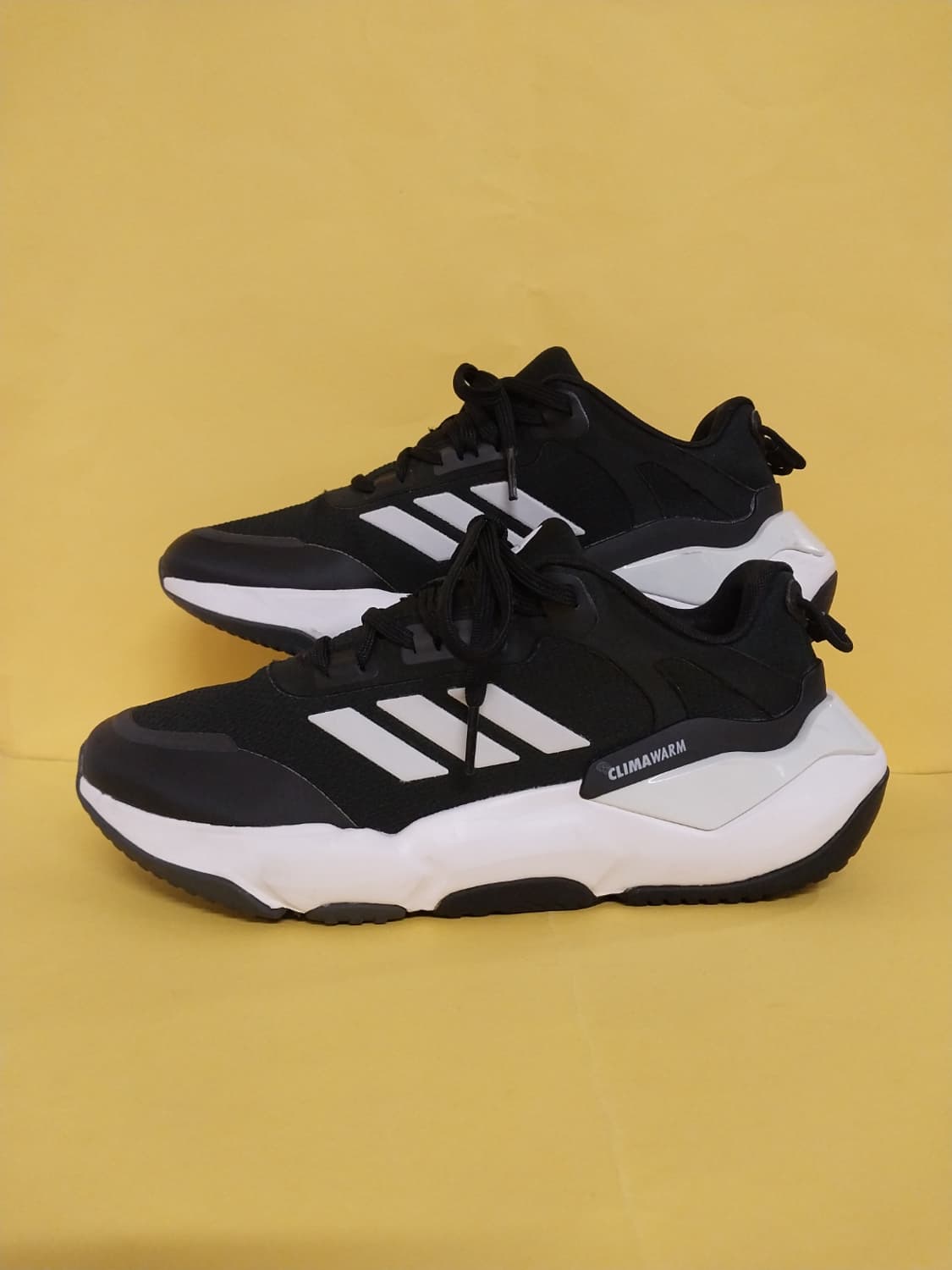 남성 아디다스 클라이마웜 크루저 코어 블랙 화이트 운동화 (235) 상품이미지1