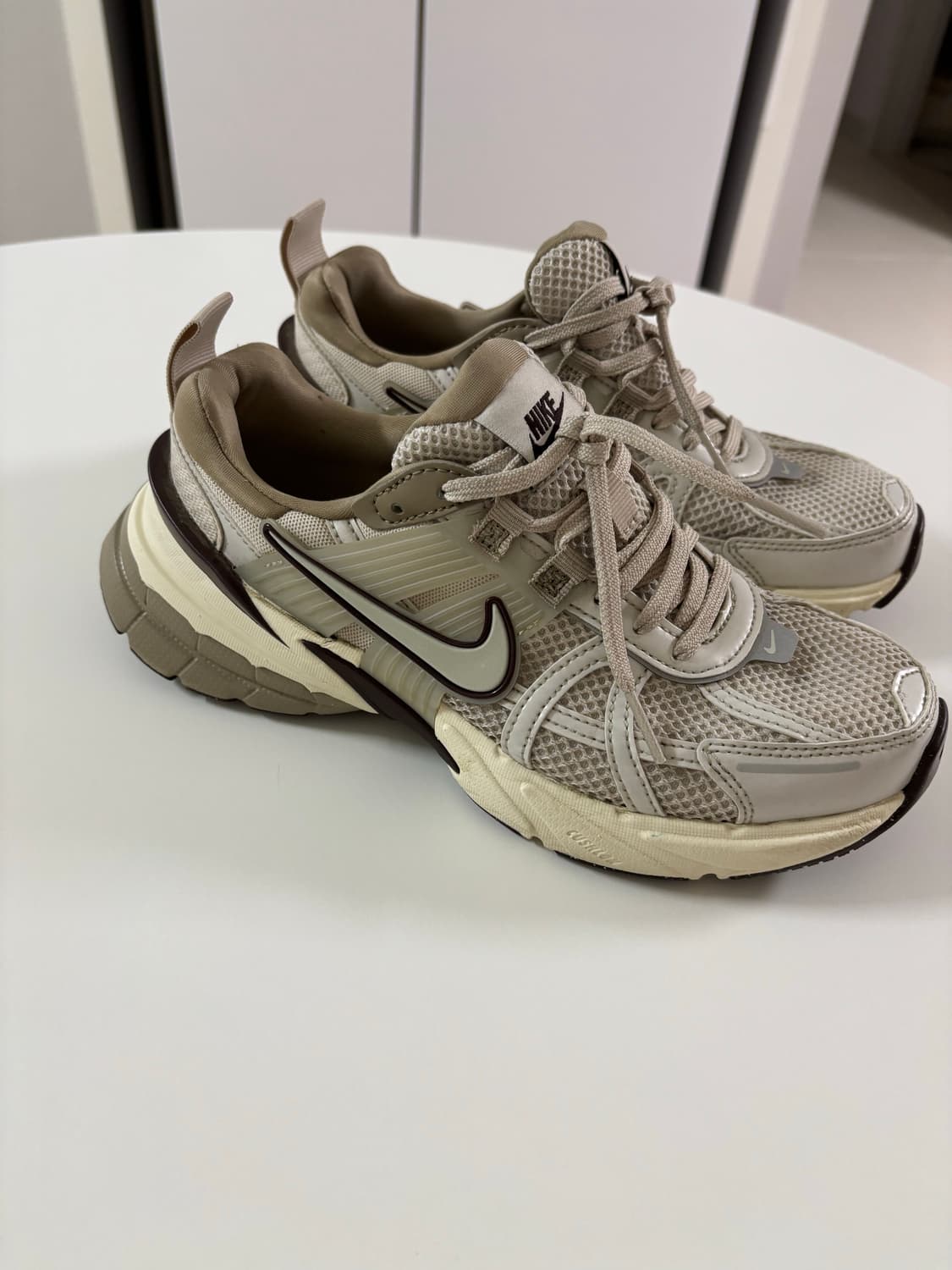 나이키 V2K런 베이지230 상품이미지1