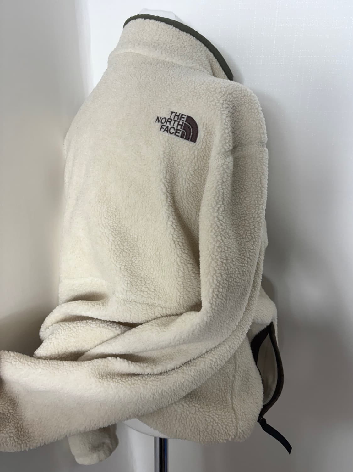 노스페이스 아이보리 베이지 후리스  상품이미지2