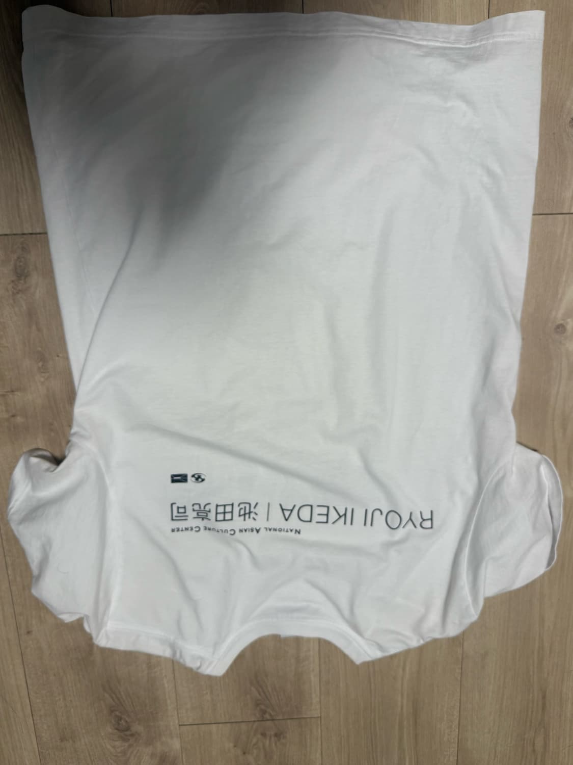 2) 산산기어 x 료지 이케다 반팔  상품이미지3