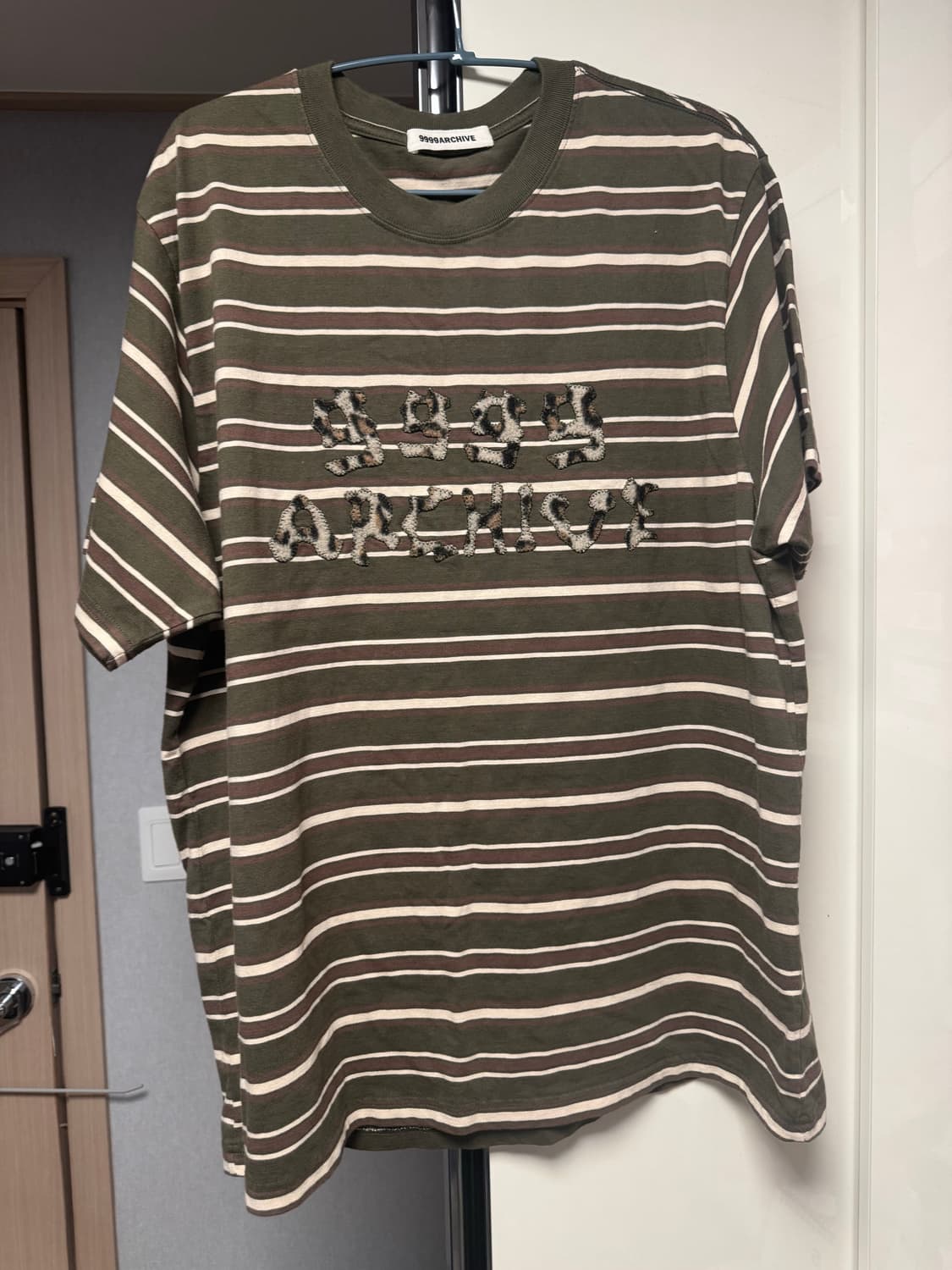 9999아카이브 grunge bone logo stripe T 상품이미지2