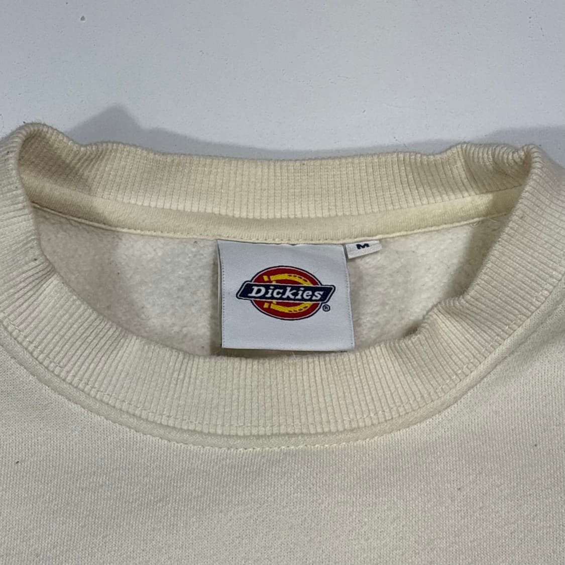 디키즈 아이보리 맨투맨 상품이미지3