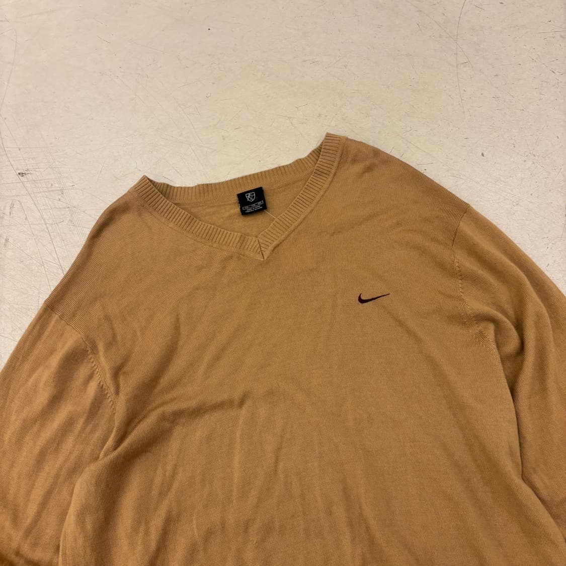 나이키 골프 스우시 브이넥 니트 상품이미지2