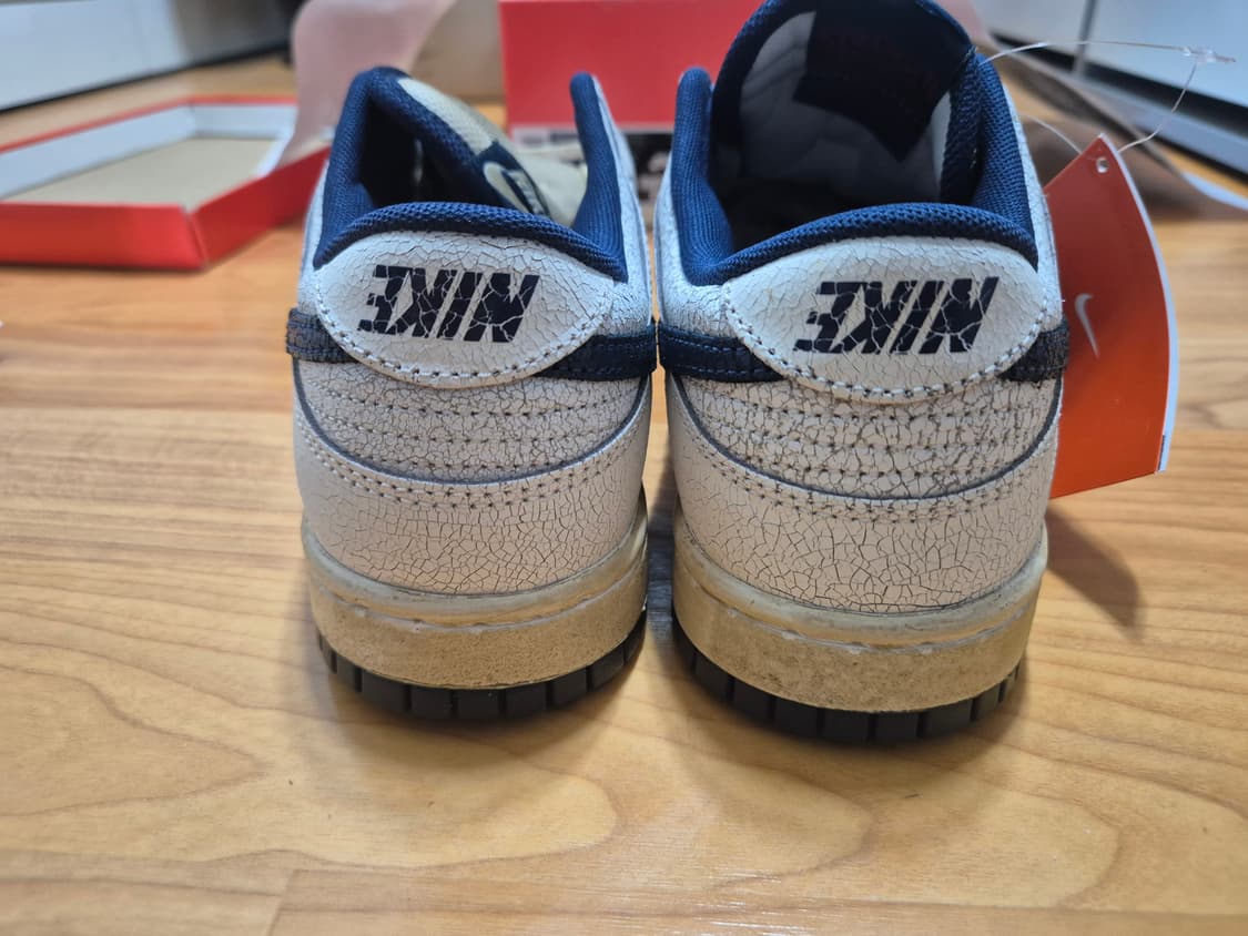 새상품) 나이키 기묘한이야기 덩크 255사이즈 상품이미지2