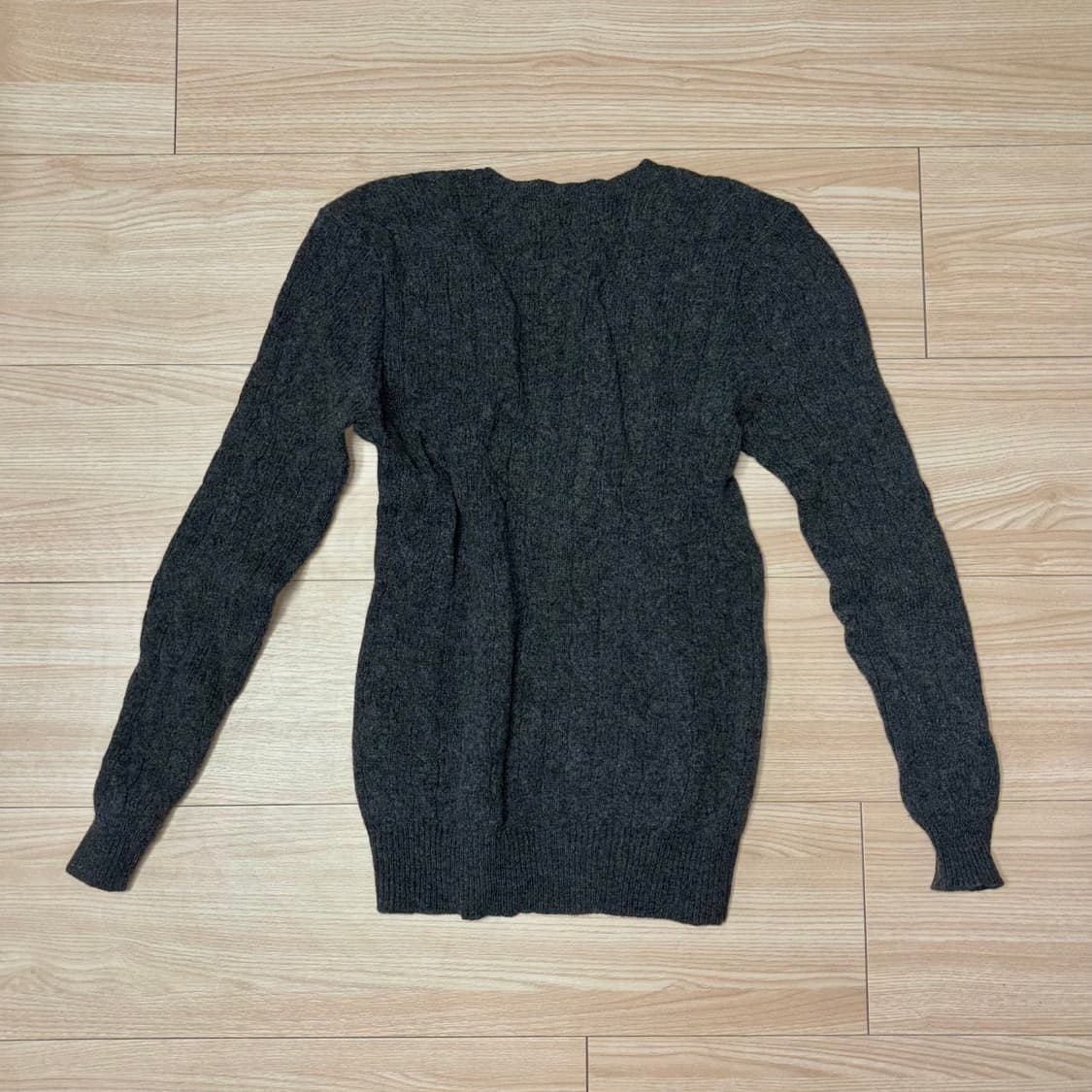 폴로 랄프로렌 여성 딱붙핏 브이넥 케이블 니트 상품이미지2