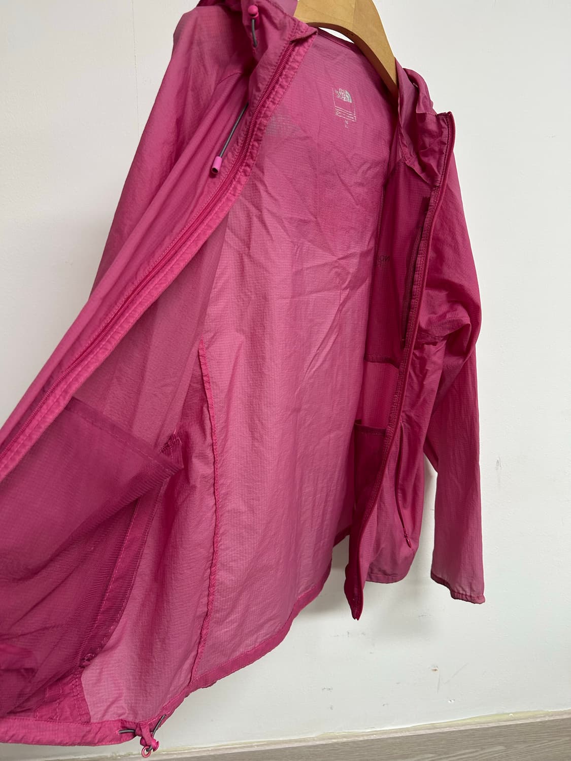 노스페이스 여성 바람막이 90 상품이미지6